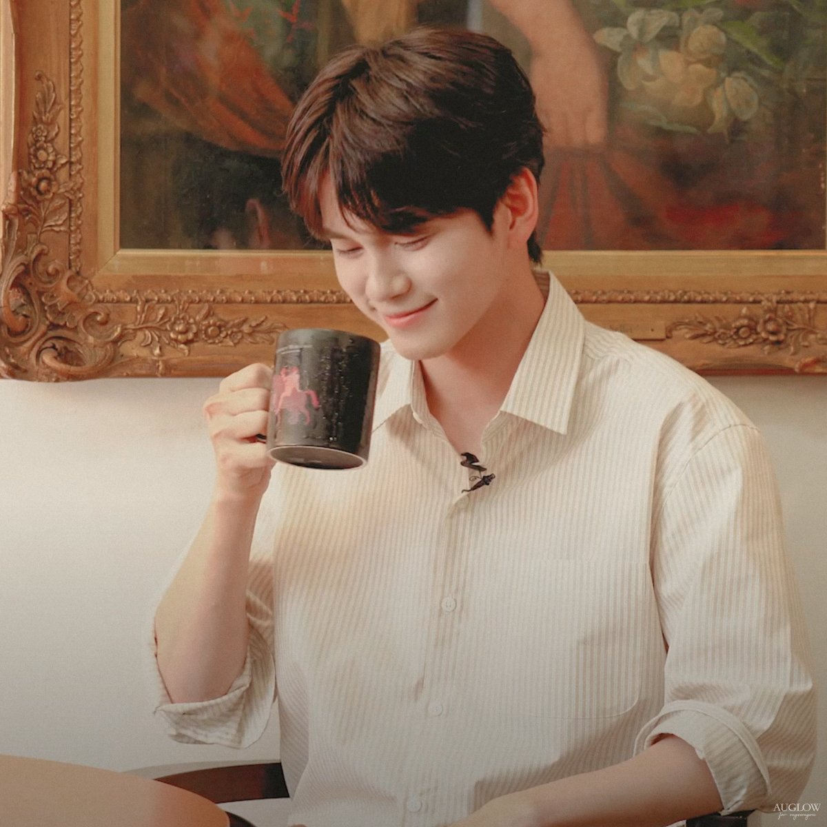 𝐴𝑢𝑔𝑙𝑜𝑤 tweet media