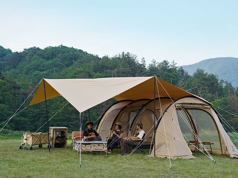 Dod 公式 うさ本4予約受付中 再入荷 シンプルな正方形なのでアレンジいろいろ 丈夫なポリコットン素材なので遮光性も頼もしい そんな チーズタープ が再入荷 食べ物のチーズが万能食材であるようにアウトドアで万能に使えるタープです