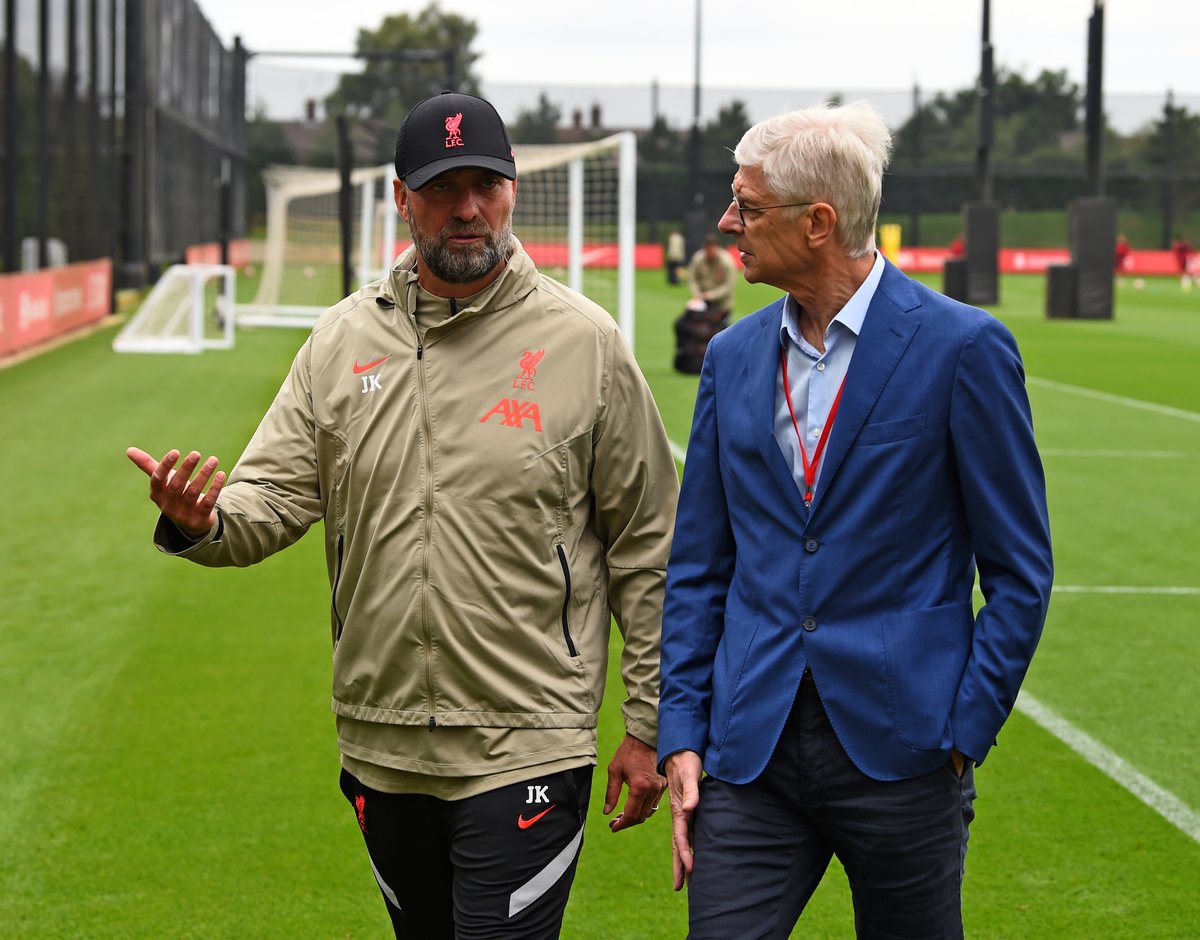 Your club is in need of a manager, who do you hire? 🤔 

🔁 for Wenger ❤️ for Klopp