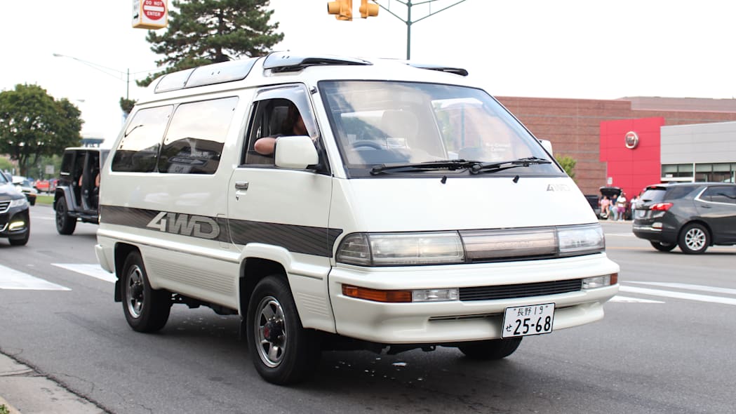 菱形消しゴム T Co Ketz8a6veu イベントだからこういう珍車が集まってるってのはあるんだろうけど 25年ルールの影響でどう見てもアメリカの風景に見えない車がちょくちょくいて気持ち悪いなw 菱形消しゴム T Co Ketz8a6veu イベントだからこういう珍車が集まってるってのはあるんだろうけど 25年ルールの影響でどう見てもアメリカの風景に見えない車がちょくちょくいて気持ち悪いなw