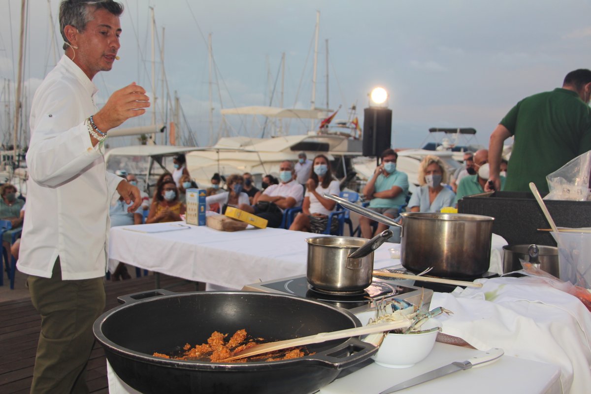 Ayto_Pinatar's tweet photo. Ayer se celebró en @_marinasalinas_   el último Showcooking “Paraíso Gastronómico San Pedro del Pinatar” con “Arroces Marineros” de @pm_chef
#eszeciarestaurante
https://t.co/KidyEJvxfx https://t.co/hpskFzdwBU