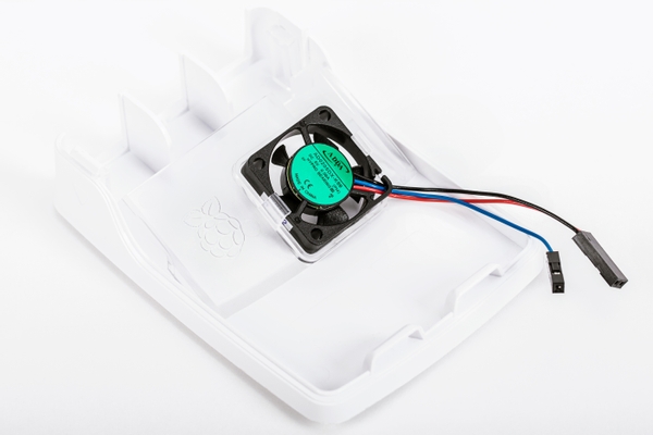 rpimagazine's tweet photo. New competition! Win one of ten Raspberry Pi 4 Case Fans https://t.co/BvPs6DpSUS https://t.co/MAMC1uKEDb