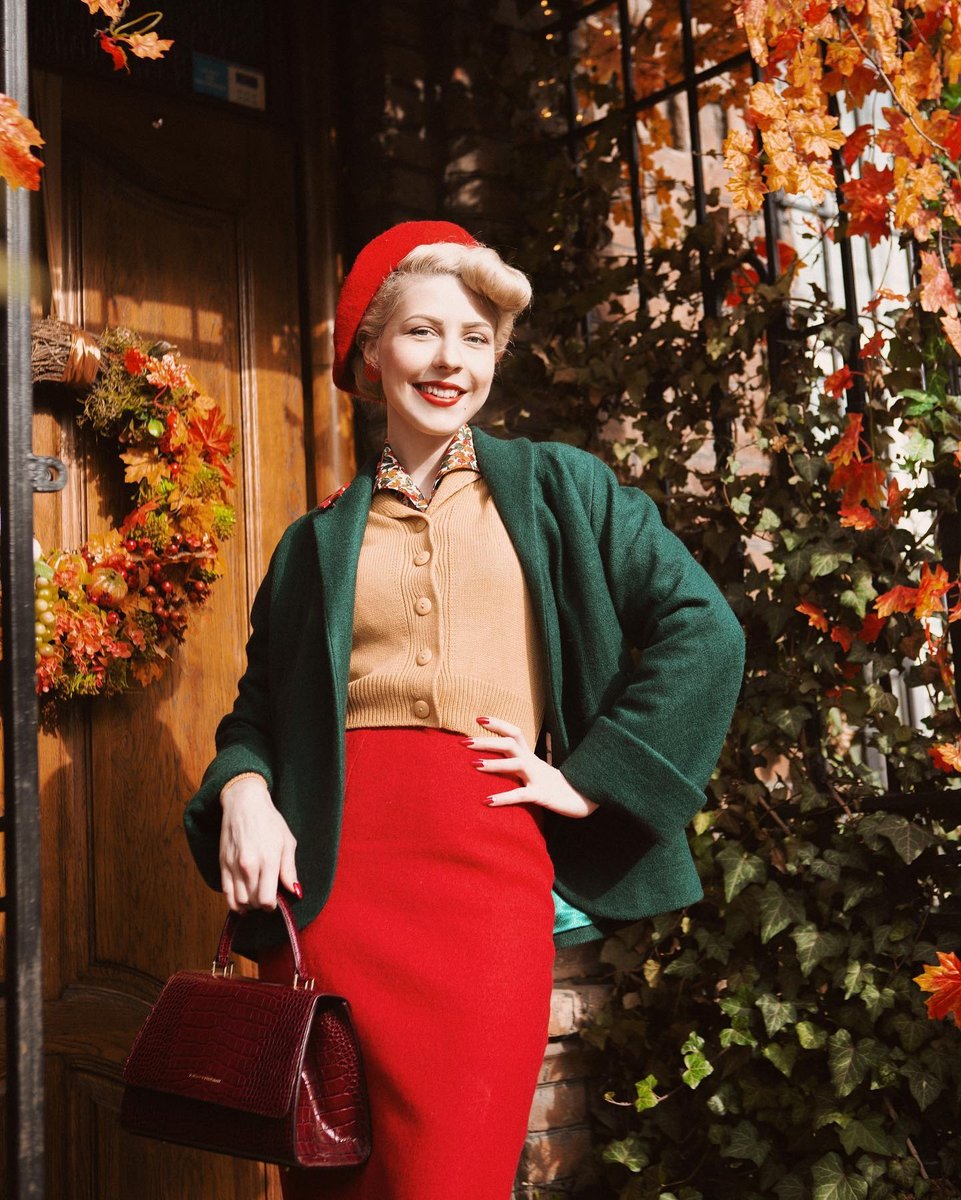 VivOfHolloway's tweet photo. It's the best time to refresh your  wardrobes now because we have a special offer of 20% OFF on our Autumn collection! 🍁

Use code 'FALLINGFORYOU'.
⁠
⁠@fiorevanil 

Made in London 🇬🇧 #vivienofholloway
#autumn #specialoffer #autumnstyle #swaggerjacket #twinwoodfestival https://t.co/4SNTe07Gyd