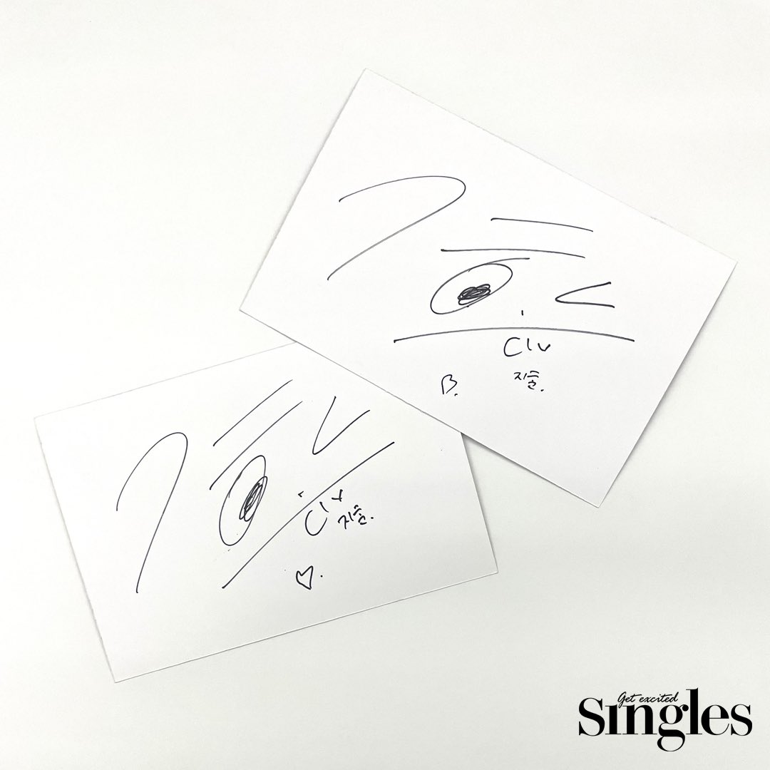 singlesmania's tweet photo. #EVENT
#메이 들을 위한 #박지훈 의 친필 사인 이벤트를 진행합니다. 박지훈과 함께한 #싱글즈9월호 를 본 메이들의 애정이 담긴 댓글을 남겨주세요! 추첨을 통해 총 2분께 친필 사인을 드립니다.💖

✔️ 싱글즈 트위터 팔로우 필수! 응모 기간은 9월 2일까지❤️ https://t.co/M0SndhkGyG