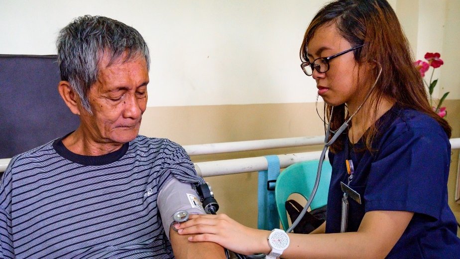 WHO's tweet photo. The number of adults aged 30-79 living with #hypertension has doubled from 650 million to 1.28 billion since 1990, according to a 🆕 comprehensive global 🌎🌍🌏 analysis of trends in hypertension prevalence, detection, treatment and control.
 
👉 https://t.co/MI48CX2kEO https://t.co/ARpS8uipeY