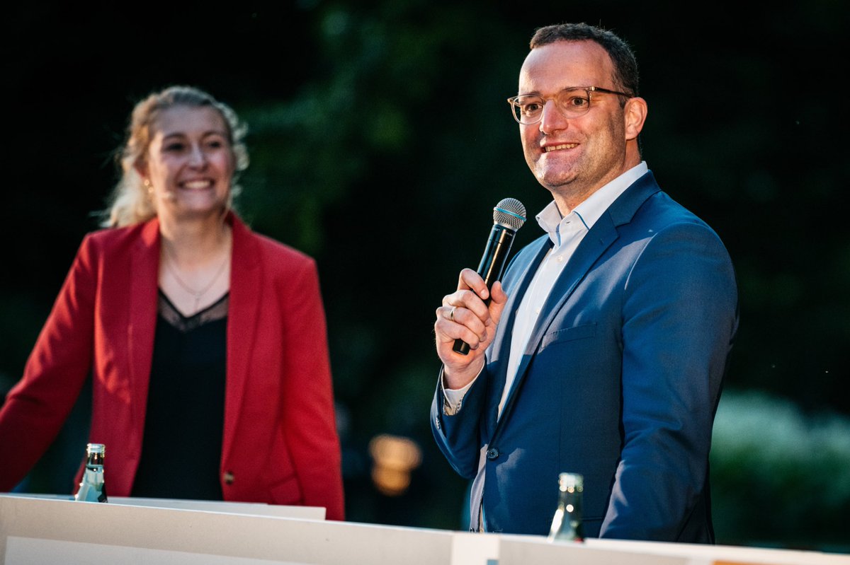 jensspahn's tweet photo. Am schönsten ist es immer noch in der Heimat. Unser Westmünsterland ist eine starke Region, heimatverbunden und weltoffen. Das soll so bleiben. Dazu möchte ich weiter meinen Beitrag leisten. Danke für den tollen Abend in Neuenkirchen und Gronau-Epe! #btw21 https://t.co/oRRNF8B2iB