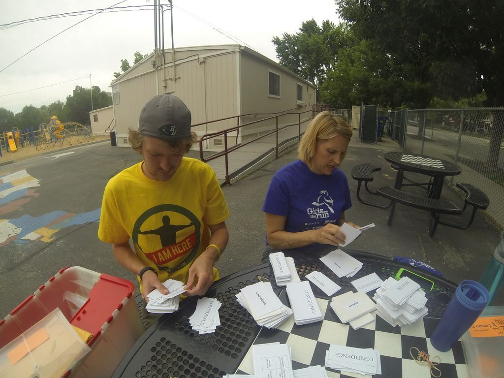 #TBT - On Father's Day 2015, Chris sorts some activity cards with Melissa Bixby from Girls on the Run of the Treasure Valley in Boise, Idaho ...

Here's where you can order your copy of <a href="/ChrisStrub/">Chris Strub</a> 's '50 States, 100 Days: The Book' -- buff.ly/2E12Mju