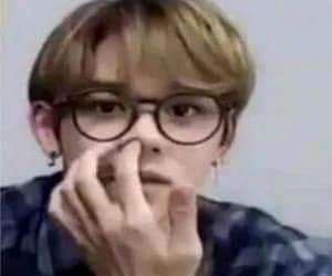 KangRomi2's tweet photo. Guys stop telling Lucas to leave the group. Lucas deserves to be protected and loved. He didnt deserve this sh*t. We love u lucas!! Fighting!! 💖💖💖 https://t.co/Z30eGTsOmu
