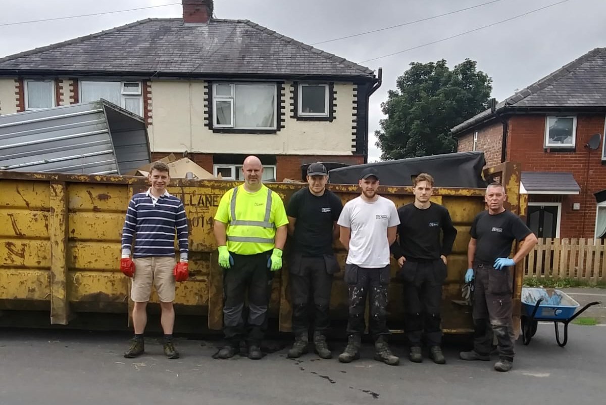 CllrCostello's tweet photo. Fourth and final #cleanup in #Smallshaw #AshtonHurst today. Very happy to help out again!
It's been quite a month with these 4 sessions and the 3 #litterpicks in between.
Huge thanks to the @JigsawTameside team (and to @Carolyn_JigsawH for the action shots ๐)
#Tameside @JigsawHG https://t.co/C1tbWgJbFO