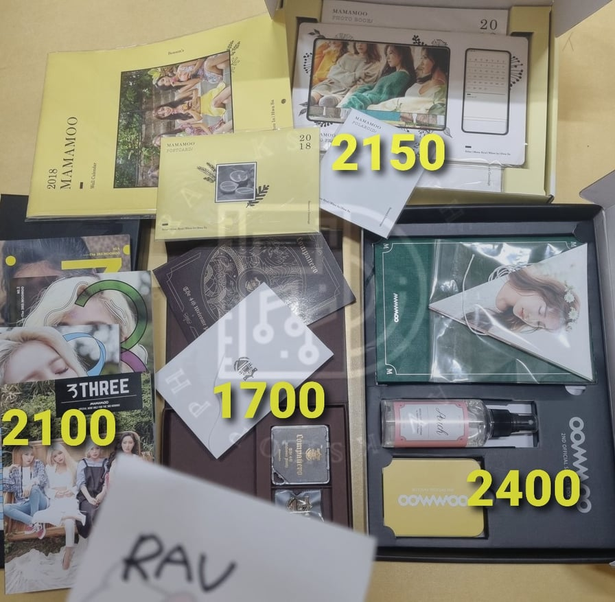 rav_kshopph's tweet photo. #RAV_Available | WTS/LFB
Mamamoo pc, voice keyring, kit, Season's Greetings.
Yung iba po di na po pinost kasi parang sobrang taas na ng price, naka base lang po kasi ako sa price ni supplier. If want nyo po yung wala dito DM us lang po
DOP: August 29
ETA: Normal
DM us with pc https://t.co/qk1akkBAiW