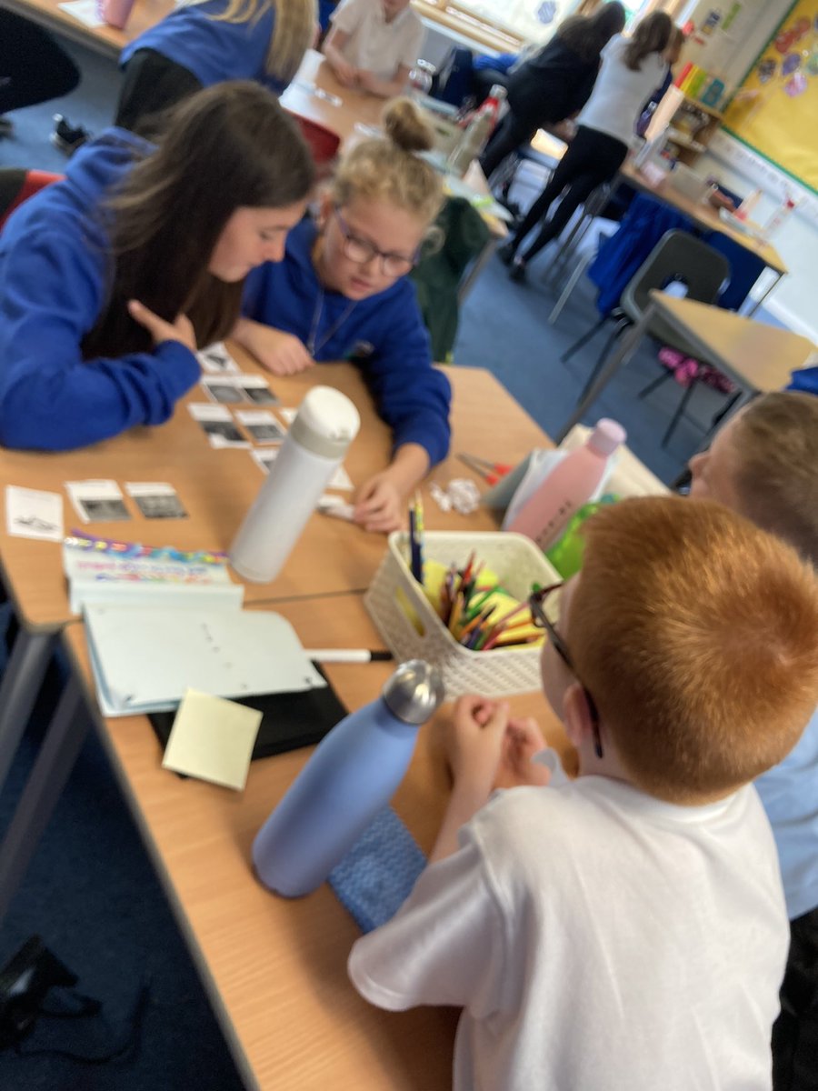 PrestonTowerPS's tweet photo. Great to be back in class again. Working in groups to work on our discussion skills. We worked on respecting the opinions of others. #listening&amp;talking #diamondnine #groupwork https://t.co/NhwEv7BkOo
