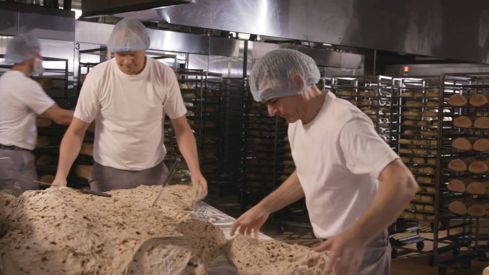 Forbrugerne må til lommerne - nu varsler brødproducenter højere priser buff.ly/389L8c3