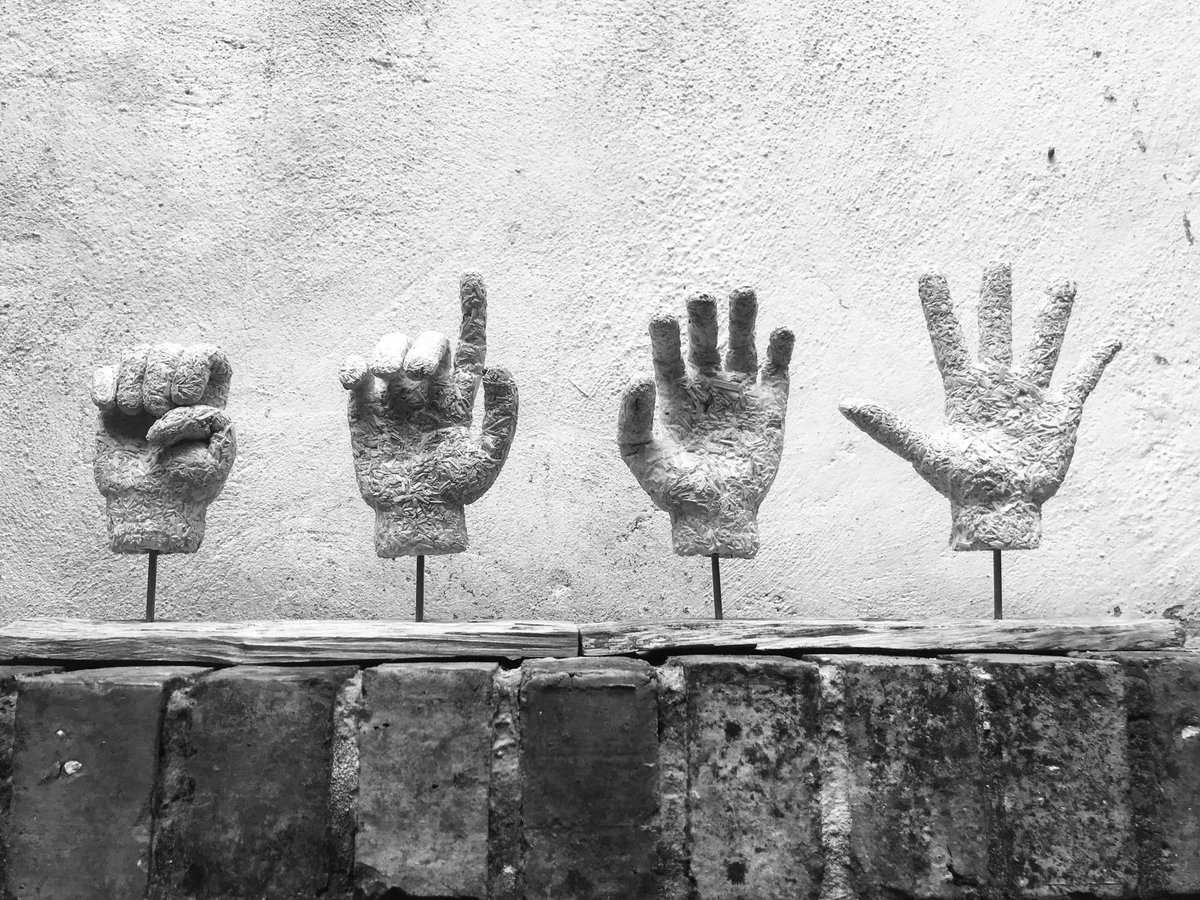 mao_gallery's tweet photo. #SignSymbolSound #Takeover: I'm Kashmira, a #ceramicist and a volunteer co-curator of the upcoming exhibition, Sign Symbol Sound. Our first artist Lillian Tranborg creates pieces using natural resources like #mycelium. Read more here https://t.co/bpVuK5rNkO. @oxford_brookes https://t.co/bYffZKUwkW