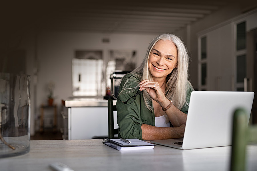 Being online more means criminals have a greater opportunity to approach unsuspecting victims with their scams. Online scams can have a devastating financial and emotional impact on victims. Read more here: snapshotpensions.co.uk/protect-yourse…