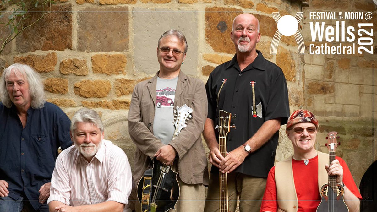 WellsCathedral1's tweet photo. This week's #Wednesday intro to the #FestivaloftheMoon is for the well-loved British folk-rock band #FairportConvention! ๐๐
Tickets for this fantastic concert on Saturday 16th October are selling fast, so don't miss out!
https://t.co/LiEkAGmIku
#SWMoonLanding #OurBusRollsOn https://t.co/ESjCPGgPIE