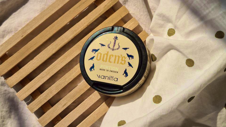 odenssnus_'s tweet photo. It’s Oden’s Snus o’clock 🔥 
#snus #odenssnus #gntobacco #Time #AugustWish #bestseller #vanilla #coffee #morning #sweden #swedishsnus #swe #SweetTeeth #enjoylife #GetVaxxed https://t.co/vZnWejzyhQ