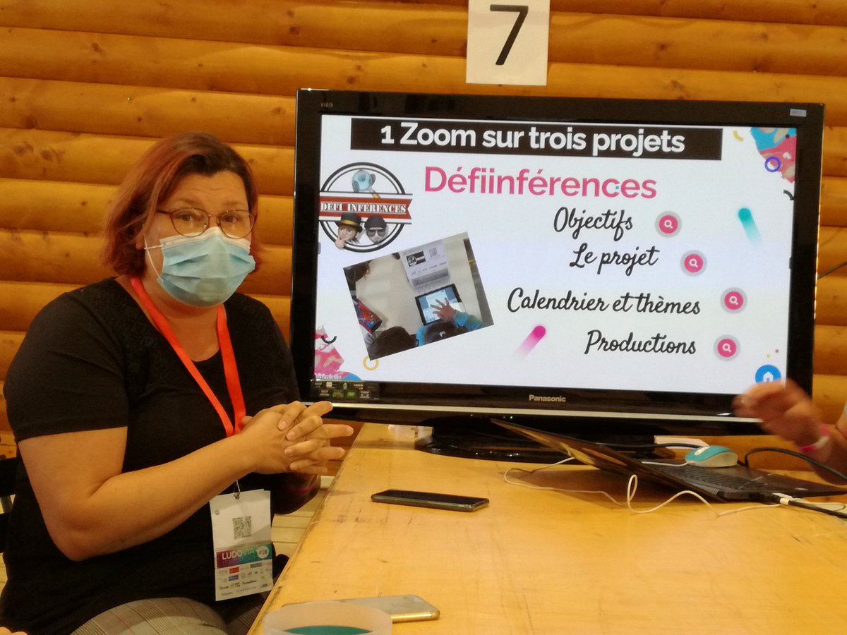 CorinneLamarche's tweet photo. @defiinferences 2 rallyes dans l'année, chaque classe sera écrivain puis acteur à son tour #ludovia18 https://t.co/V2MXhfdDgn #tweetclass https://t.co/OQ8oRdV0Y3