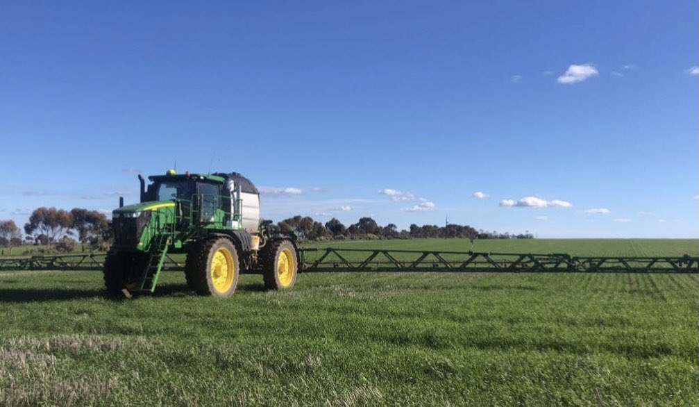 Has anyone built a set of crop dividers for a Johnny sp any pics of set ups would be awsome thanks