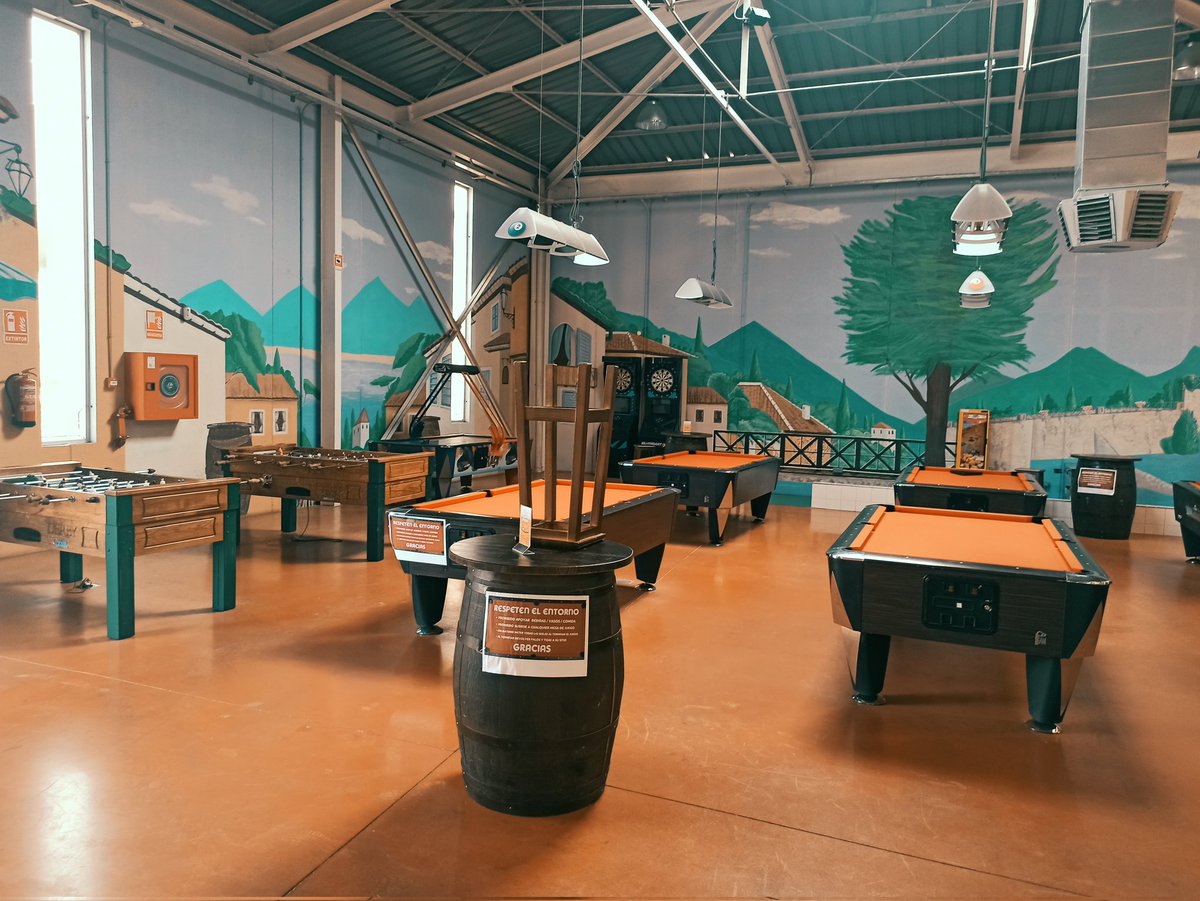 Cervemur_Import's tweet photo. Ready 🍺🍺🍺🍻🍻🍻 #cervemur #cervezas #verano #familia #amigos #beer #billares #futbolin #dardos #airhockey https://t.co/YhAPkEXdD2