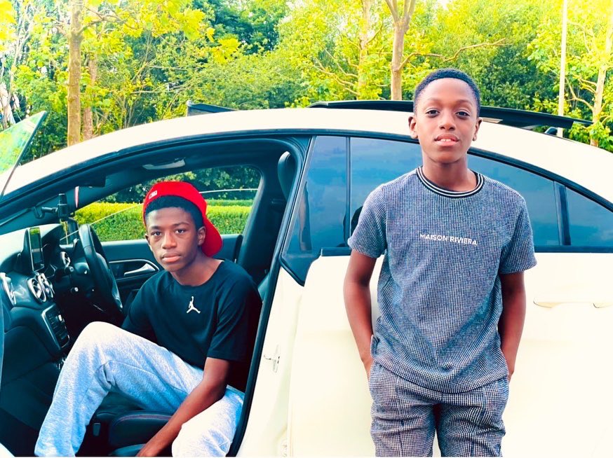ReggieNBollie's tweet photo. Missing my StarBoyz Ikhon n Nolan so much.😅🖤❤️. #likefatherlikesons #family #proudfather #italianholidays
🇮🇹🇬🇭🇬🇧 https://t.co/olwwa4wOnl