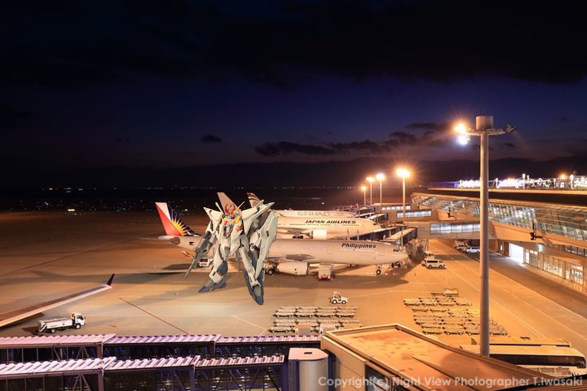 ayumingggg's tweet photo. クスィガンダムと航空機
#閃光のハサウェイ 
#ガンプラ https://t.co/M1X8IMaiDz