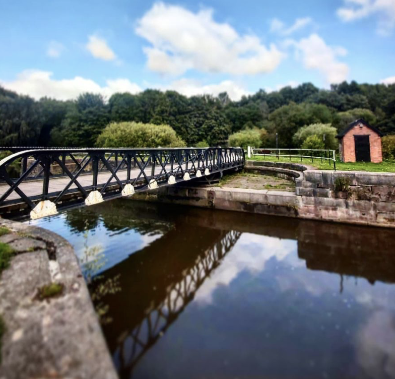 AYAppliances's tweet photo. We just love these amazing pictures taken around Winsford by @cade__windrime on Instagram 🙌🦆🌳

📸https://t.co/KdMSIvyfTl

#winsford #middlewich #northwich #knutsford #holmeschapel #crewe #sandbach #cheshire https://t.co/kwHD9q6hVO