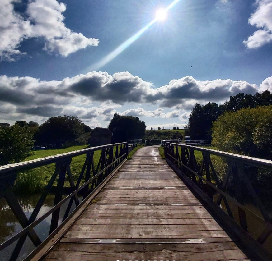 AYAppliances's tweet photo. We just love these amazing pictures taken around Winsford by @cade__windrime on Instagram 🙌🦆🌳

📸https://t.co/KdMSIvyfTl

#winsford #middlewich #northwich #knutsford #holmeschapel #crewe #sandbach #cheshire https://t.co/kwHD9q6hVO
