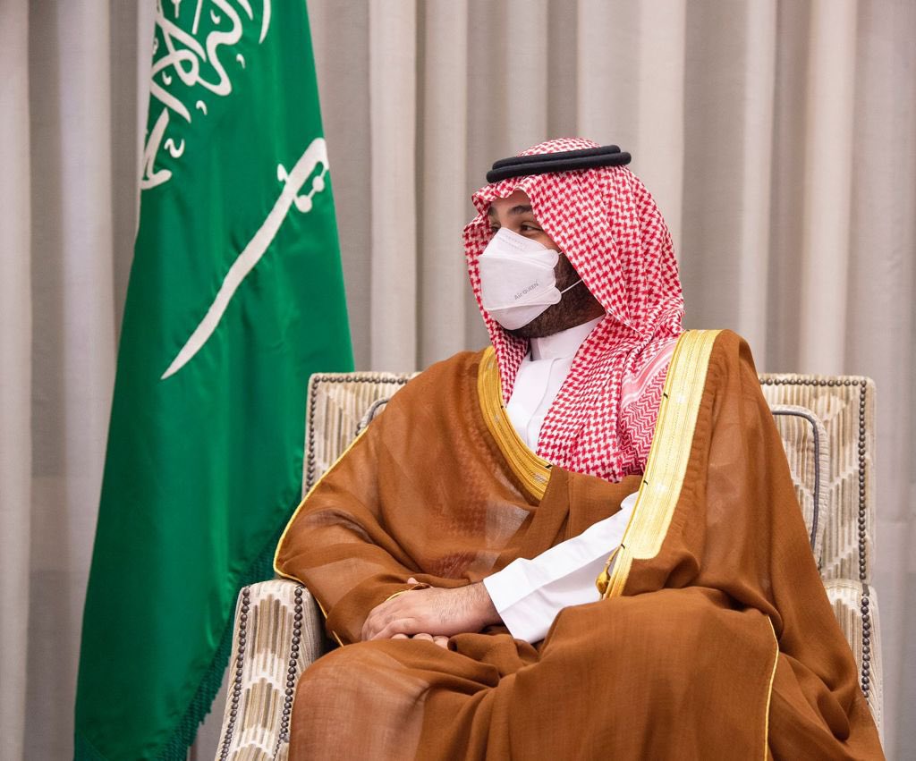 Bandaralgaloud's tweet photo. سمو سيدي #ولي_العهد يتسلم رسالة من سمو أمير دولة #قطر خلال استقباله وزير الخارجية القطري، ويستعرض معه العلاقات الثنائية وأوجه التعاون بين البلدين، وبحث التطورات الإقليمية والدولية والمسائل ذات الاهتمام المشترك. https://t.co/Xe0gmLFY9D
