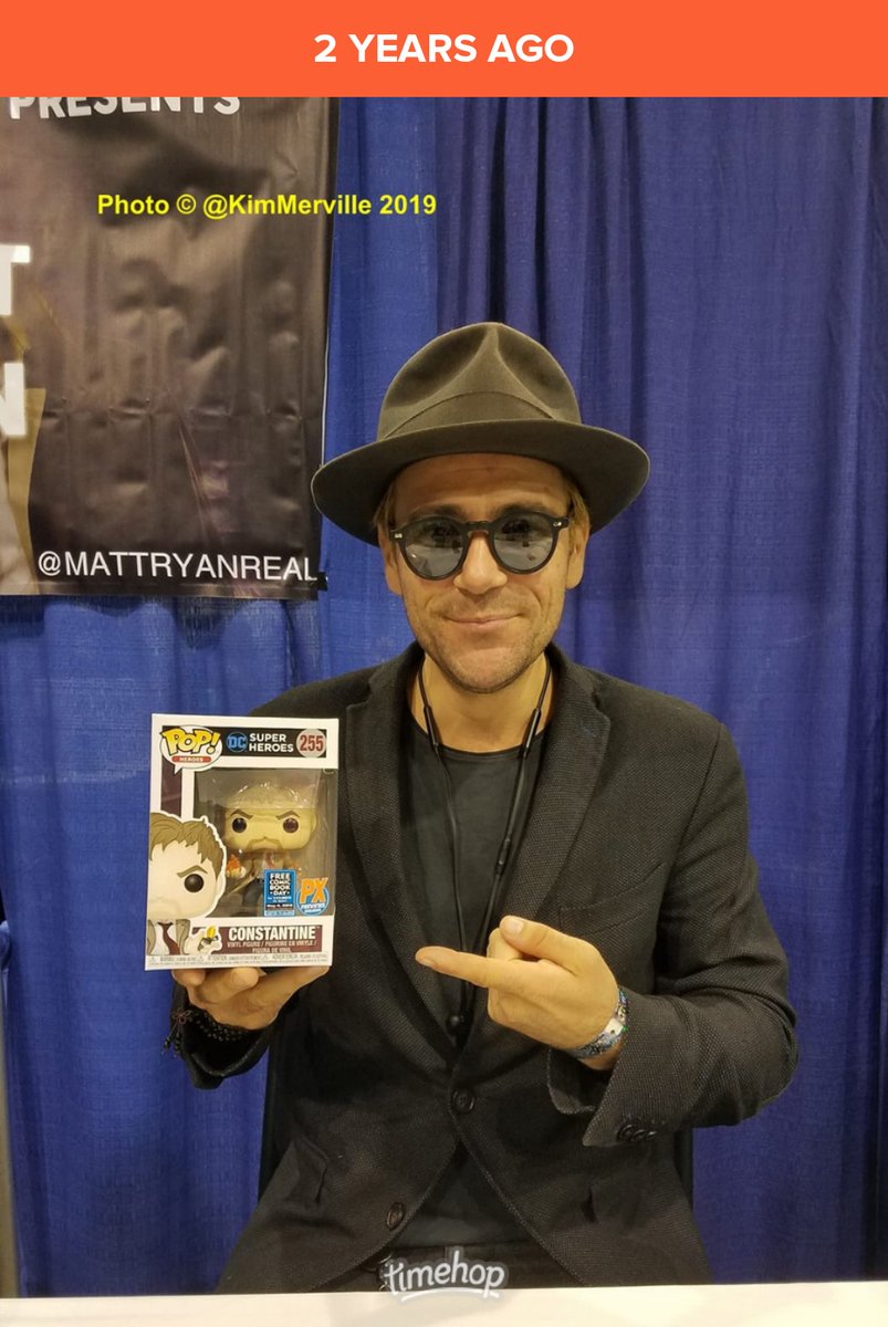 #WaybackWednesday 

I finally got to give Matt Ryan his very own #Constantine🇬🇧👔🚬 #FunkoPOP at Wizard World Chicago 2019 where he was rockin' his fabulous Fedora from PenmanHats! #MattInAHat🎩