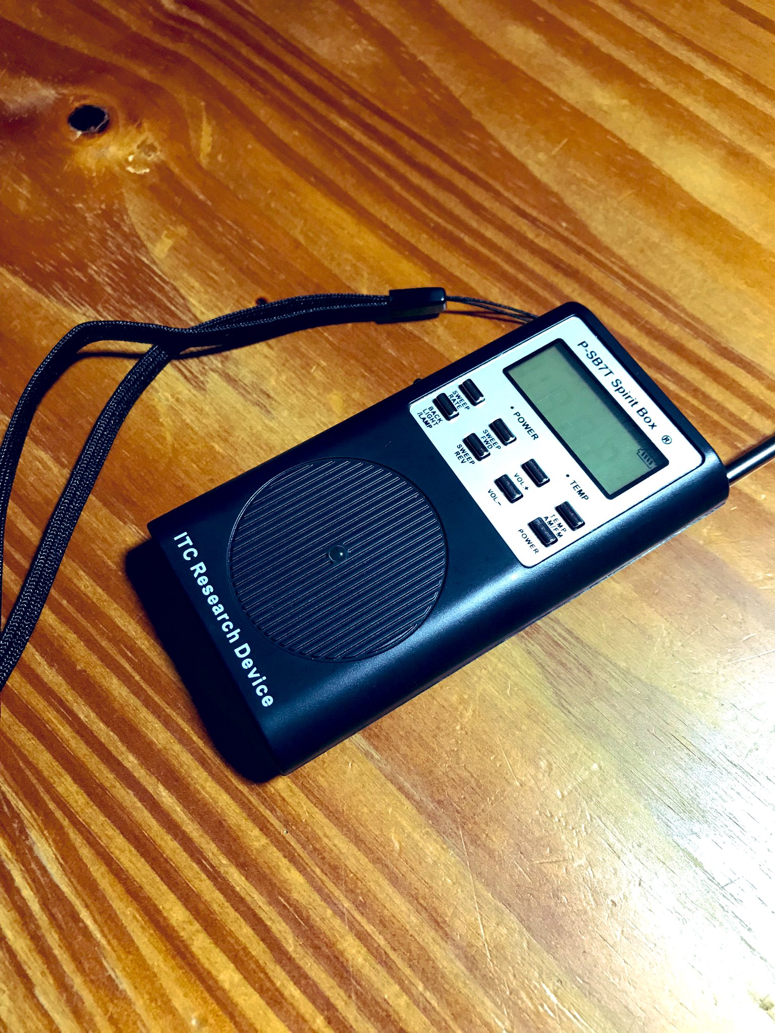 オカルトグッズ Twitter Search Twitter