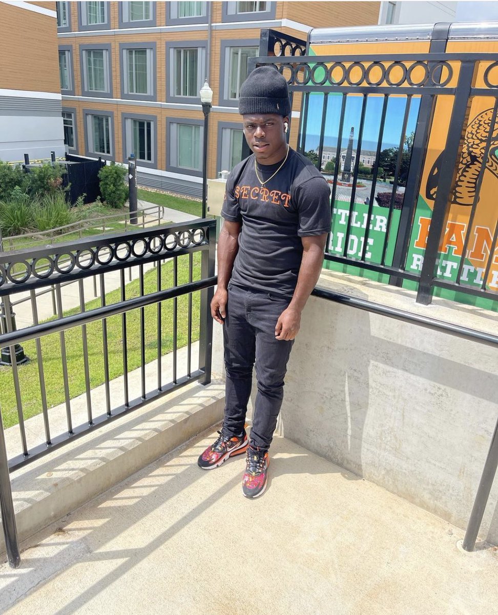 DeandreFjr1's tweet photo. C/O 25 #5strikes @FAMU_1887 @FAMUFSUCOE #secret https://t.co/ZreTmkUgGY