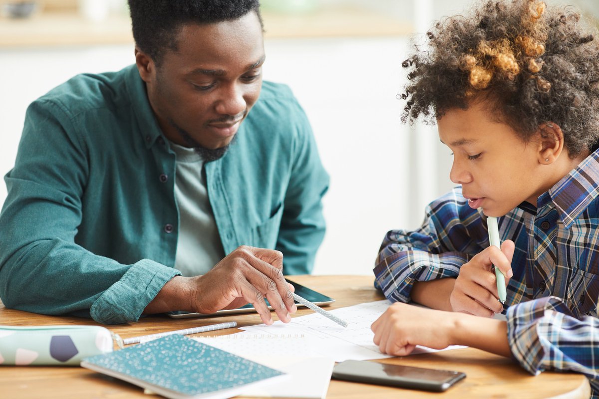 usedgov's tweet photo. It's never too early to start thinking about higher education for your student. Use these checklists from @FAFSA to prepare, from supporting your child in his or her studies to setting up a college savings account: https://t.co/0Ot7u1JyOa #WednesdayWisdom https://t.co/vpLtE2gVRe