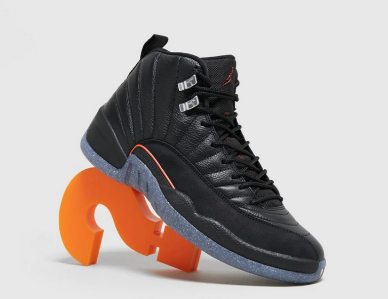 SOLELINKS's tweet photo. Ad: Air Jordan 12 Retro 'Utility' dropped via Size? => https://t.co/9G7HQ3PIsA https://t.co/25KaJQt31j