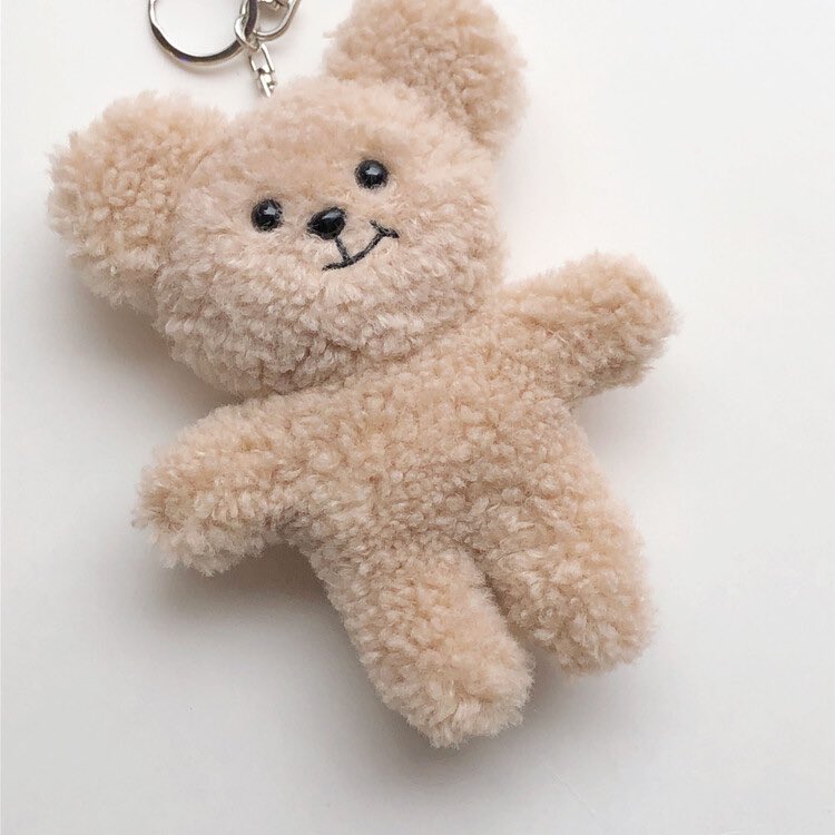 pls rt ♡ มีใครสนใจรับน้องไปอยู่ด้วยมั้ยคะ ~ น้องน่ารักปุ้กปิ้กมากเลยมีทั้งแบบพวงกุญแจและก็แบบตัวจิ๋วไม่ใหญ่มาก หากมีคนสนใจเยอะทางร้านจะมาเปิดรับค่ะ 🥺 น้องน่ารัก so cute ถูกใจมาก 💖🤏🏻