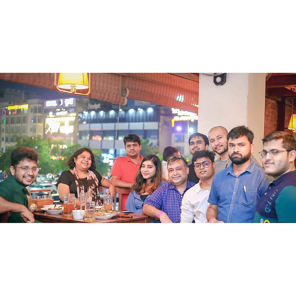 lalpathlabs's tweet image. Early this month, we started a journey with a zealous batch of Graduate Engineer Trainees &amp;amp; Data Science Engineers. There can’t be a better time for a new beginning. We wish them a bright and prosperous future ahead.

#DrLalPathLabs #GraduateEngineerTrainees #DataScienceEngineers