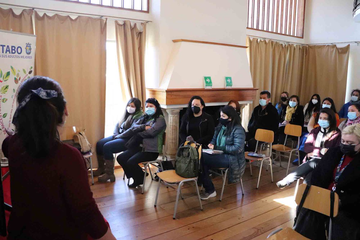 SanAntonioFoto1's tweet photo. Vea más en https://t.co/hBkUIqXaVK Oficina del Adulto Mayor de El Quisco participa de jornada de implementación de proyecto ICOPE https://t.co/LDufCGMobu https://t.co/Et2pjueXyJ