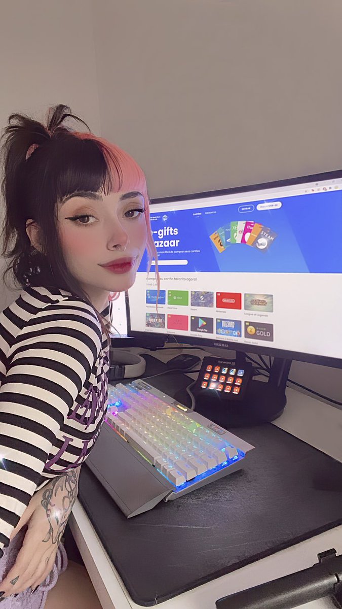 kyurenii's tweet image. Oi pessoasss 

Vim dar uma dica especial pra vocês que querem comprar créditos nos jogos! 

O site @egiftsbazaar é o melhor pra isso! Super fácil, simples e o código chega em poucos minutos no seu e-mail. 

Da uma olhada no site pra conferir✌️
bit.ly/EgiftKyureTT  #Publi