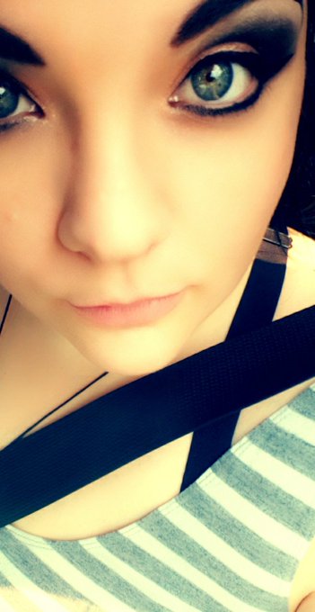 Aye. Your soul....im fixin to steal it....just get a little more lost in my eyes, baby. https://t.co<a href="/tag/sugardaddyneededasap"class="tags"><span>#sugardaddyneededasap</span></a>