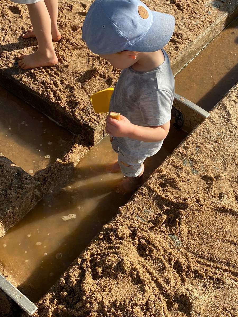 Drei mal dürft ihr raten wie sauber er war als wir zu Hause waren 🙈