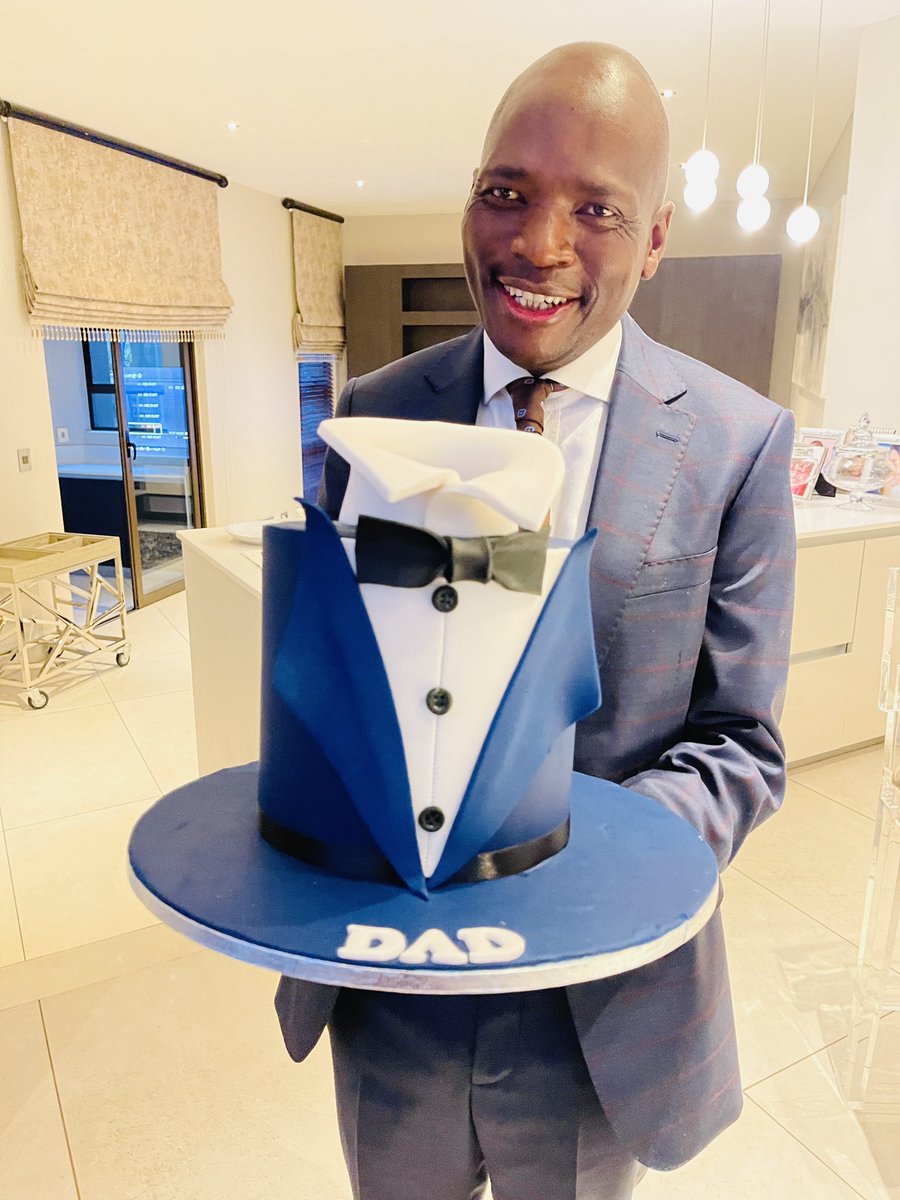 LeratoMotsoene7's tweet image. Happy birthday to my dad❤️we love you and appreciate you🎉🎉🎉We thank God for the gift of life!