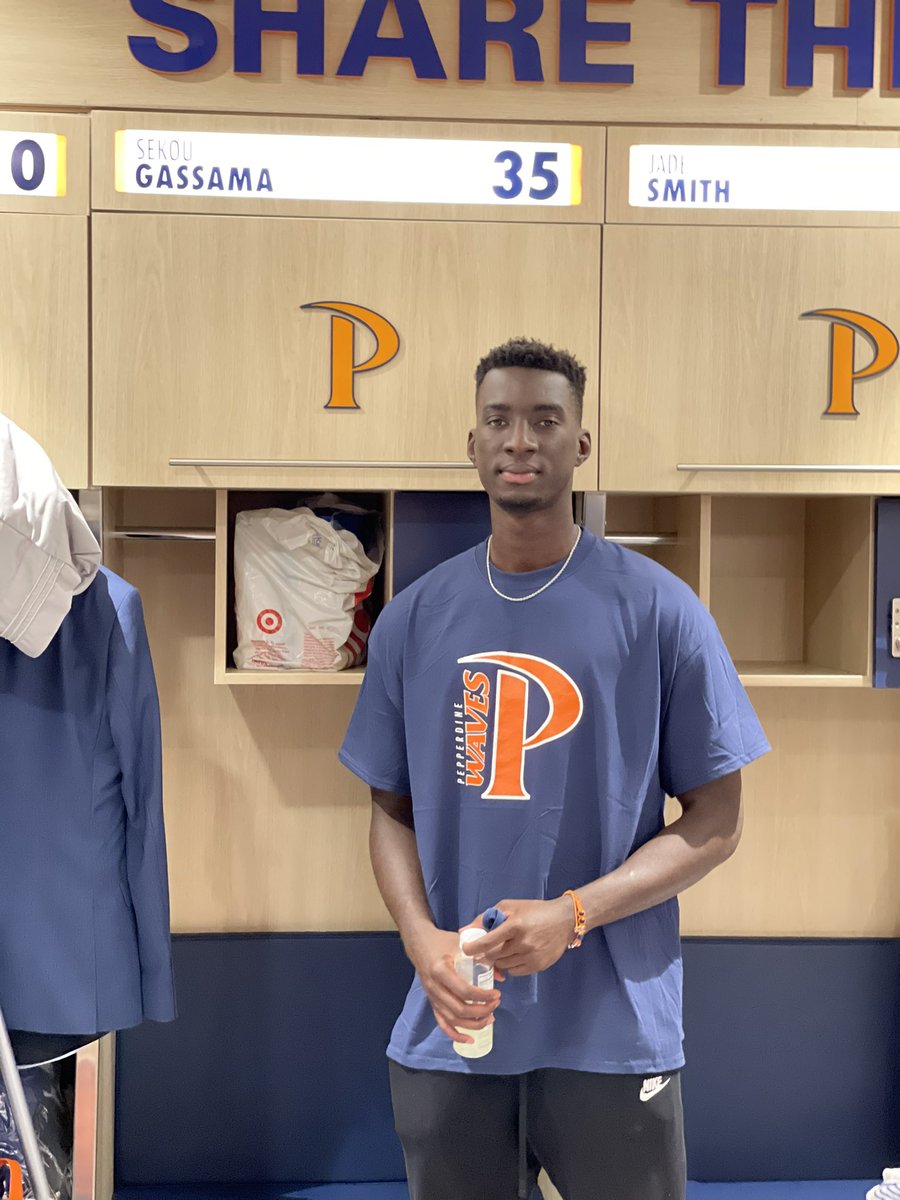 aladjigass's tweet photo. Back on campus at @pepperdine and ready for @PeppBasketball #GoWaves https://t.co/2JxA7JvMfp