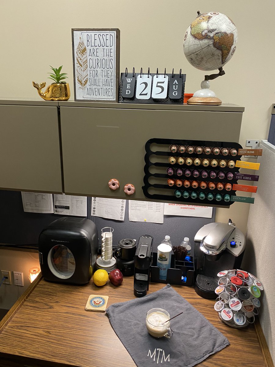 FlashMar2's tweet image. I made cappuccinos for my coworkers. They. Love. Me.