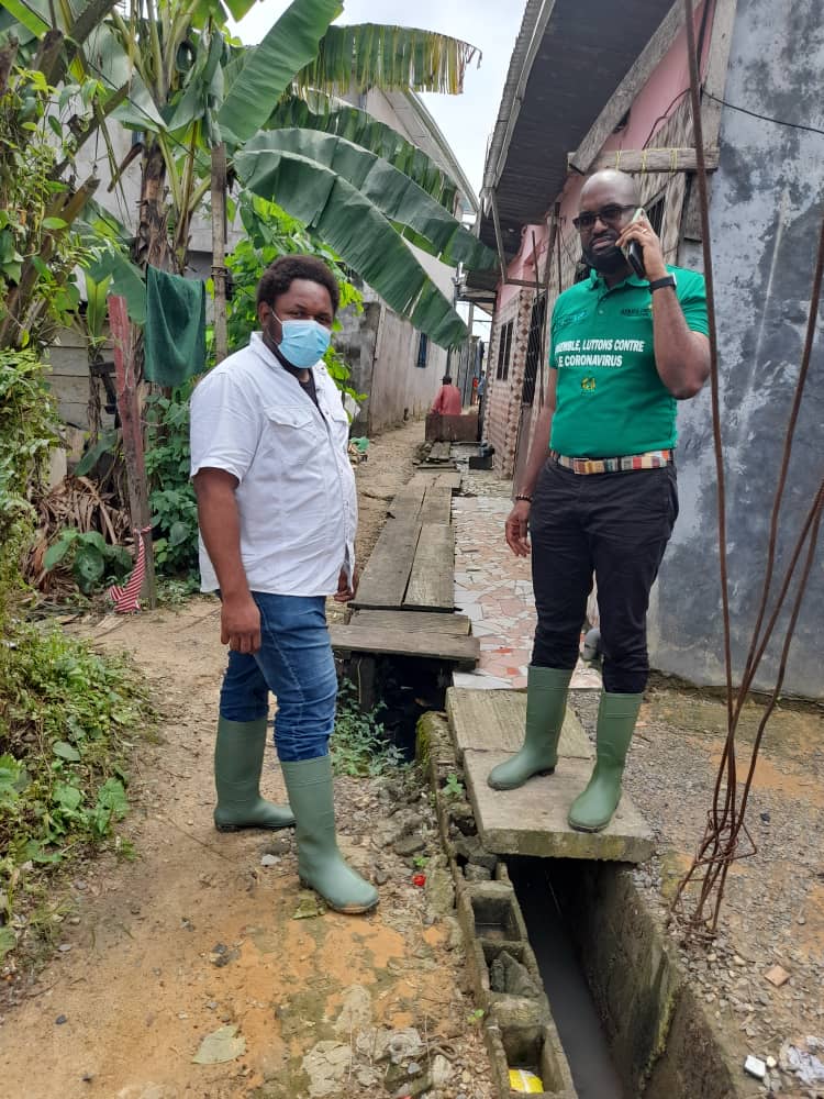 ACPS11's tweet photo. Malgré les obstacles.....La #teamdouala est sur tous les fronts pour mener a bien cette recherche opérationnelle qui tend déjà vers la fin.
@Epicentre_MSF 
@DRSPCENTRE 
@DRSPLittoral 
@YapBoum2 
@DrManaouda 
@echosanteinfo 
@MedCamerOffciel 
@FP2030Global 
@ChrisGuilhou 
@ https://t.co/XRxNwq8bCW