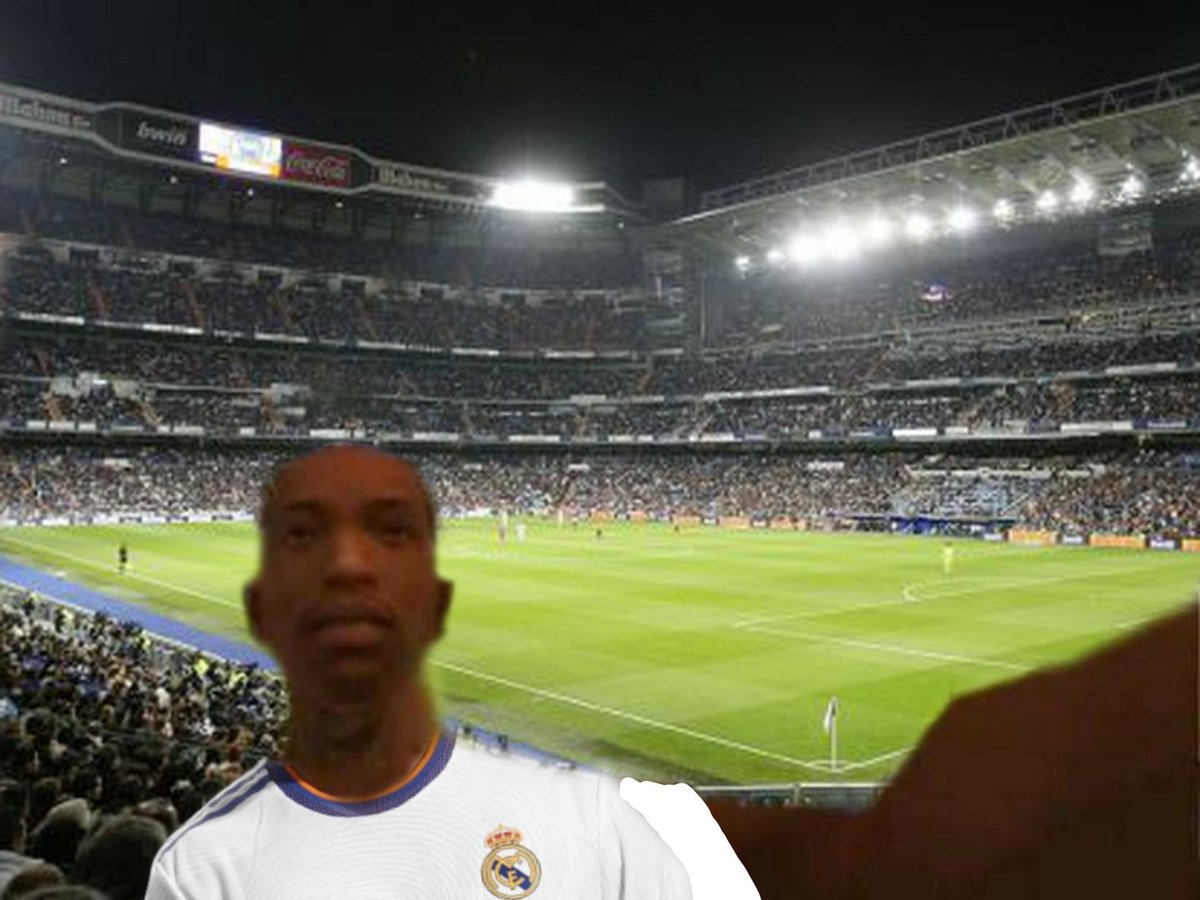 Juniorzete_'s tweet photo. -mi padre: quien vendió la casa

yo en madrid viendo el debut del tridente vinicius-benzema-mbappe https://t.co/b1j3I6s1uR