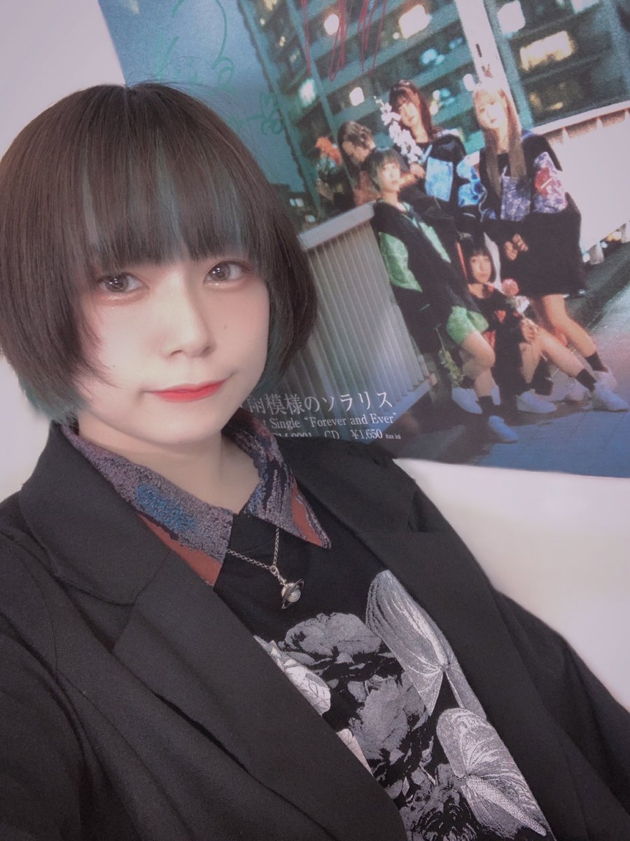 オンライン特典会ありがとう🤍

" Forever and Ever " 
たくさん聴いてね＼( 'ω')／🍩

オリコン18位も嬉しいです❕