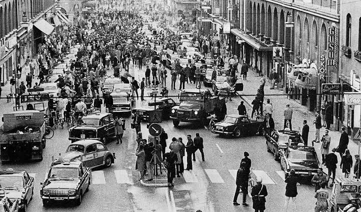 Change is inevitable. Don't get caught unprepared when a need for it knocks on your door. We are here to assist you through your digital transformation journey.

#digitaltransformationstrategy #digitaltransfomation #softwaredevelopment

(Sep.3rd1967, in which  traffic in Sweden)