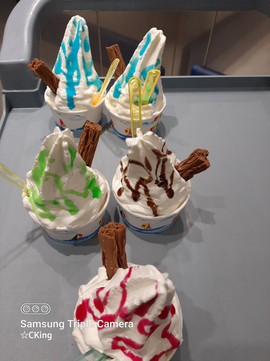 #SpreadingJoy #RememberingEmily #MHLD #Gwent #Day3 'thank you' <a href="/RemissionPos/">RemissionPossible</a> have made it possible for staff &amp; Patients to have an ice-cream treat at YYF today.. additional "thank you" to Ward Admin teams Annwylfan &amp; "super Sophie" on Ty Cyfannol for helping me hand them out