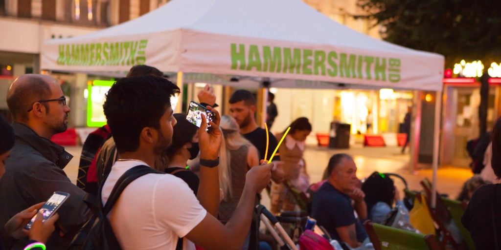 HammersmithBID's tweet photo. What was your favourite part of #lyricfest 2021? We loved singing & dancing with people again!
Thanks @LyricHammer and all the fabulous performers π€
More summer festival events: https://t.co/L6NH95GoFp
#hellohammersmith #livemusic https://t.co/aCgYfcci5C