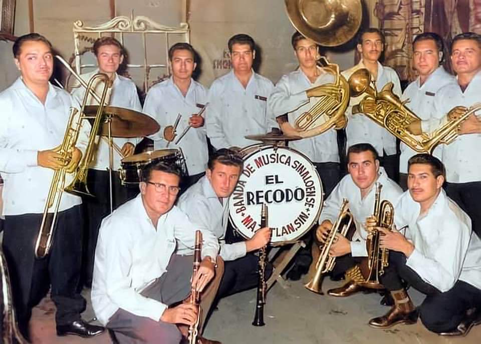 Una fotona de <a href="/ElRecodoOficial/">Banda El Recodo de Cruz Lizarraga</a>