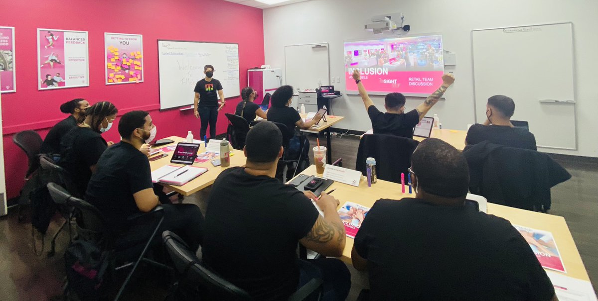 mindythetrainer's tweet photo. @TMobile Diversity and inclusion is a big part of our culture and from the first week of new Hire Ready our new talents are learning about how our differences make us stronger #Day3 #ReadyEssentials #Diversity #latino #TMobile https://t.co/hhejiWggxp